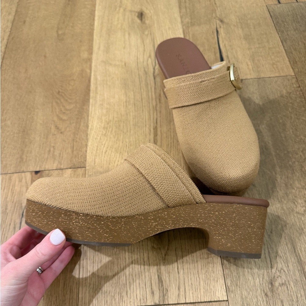 Rothy's Tan Canvas Clogs with Gold Buckle - Picture 4 of 7